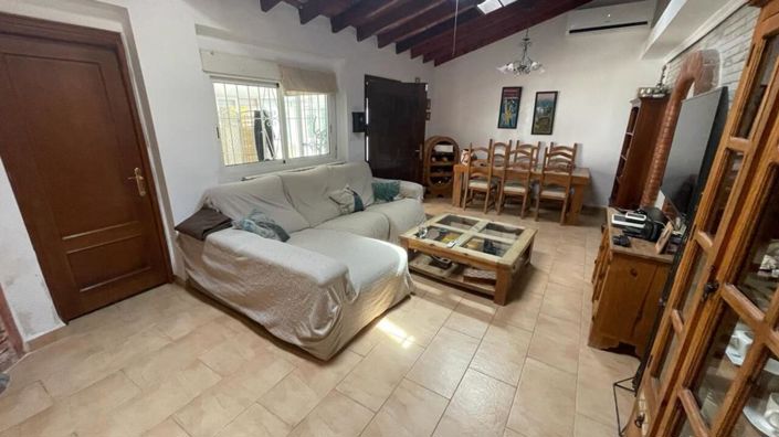 Image No.3-Villa de 4 chambres à vendre à Canadas de San Pedro