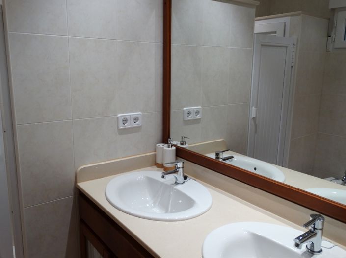 Image No.26-7 Bed Villa for sale