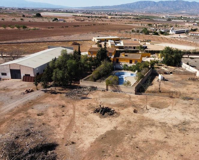 Image No.40-8 Bed Country House for sale