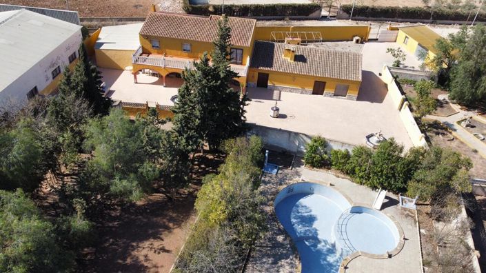 Image No.42-8 Bed Country House for sale