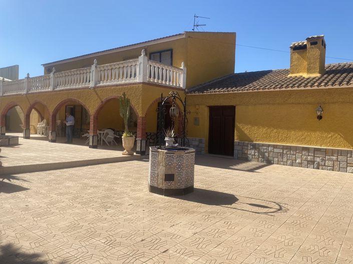 Image No.50-8 Bed Country House for sale