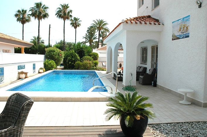 Image No.2-Villa de 3 chambres à vendre à Estrella Mar