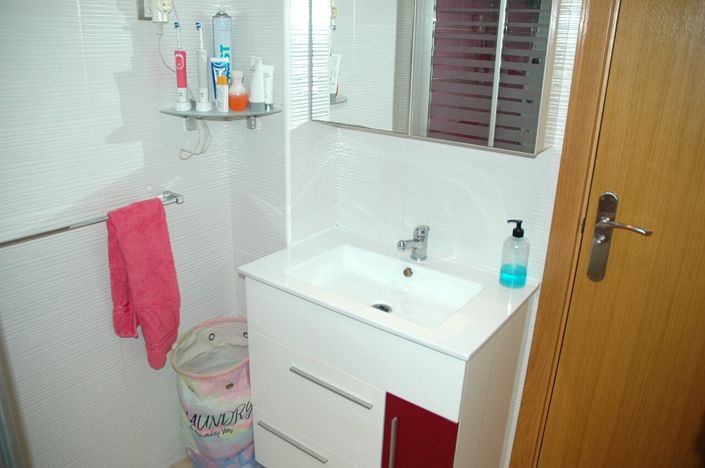 Image No.18-2 Bed Apartment for sale