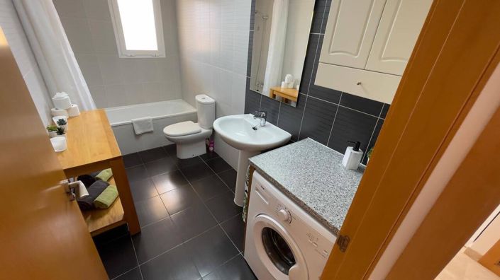 Image No.10-2 Bed Apartment for sale