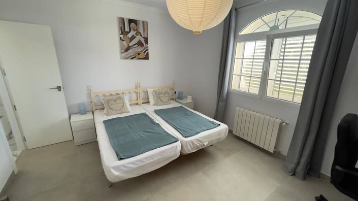 Image No.15-2 Bed Villa for sale