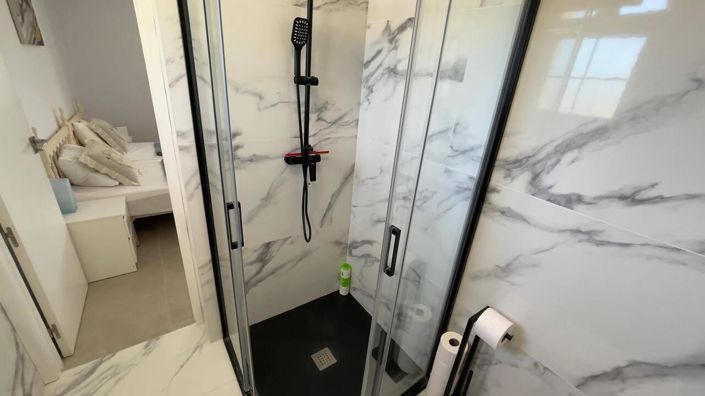 Image No.17-2 Bed Villa for sale