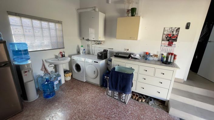 Image No.20-2 Bed Villa for sale