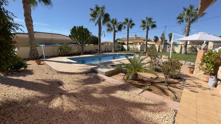 Image No.23-2 Bed Villa for sale