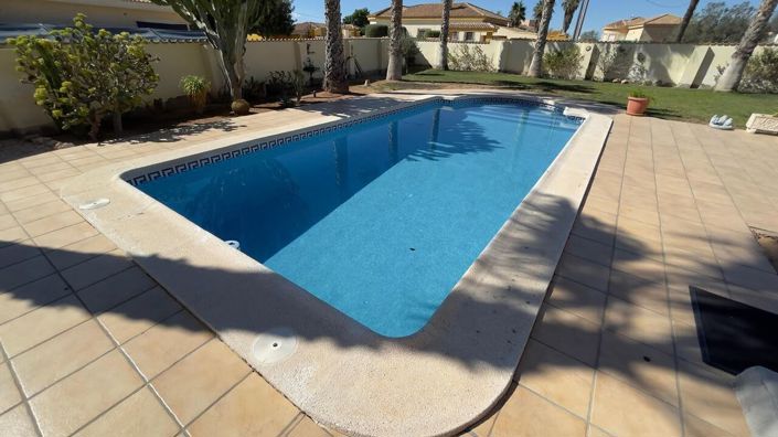 Image No.25-2 Bed Villa for sale