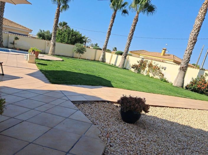 Image No.27-2 Bed Villa for sale