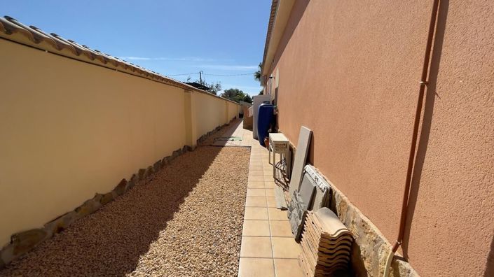 Image No.28-2 Bed Villa for sale