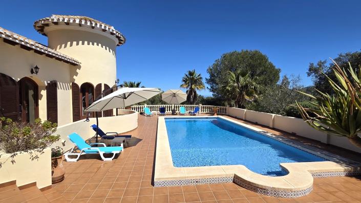 Image No.3-4 Bed Villa / Detached for sale