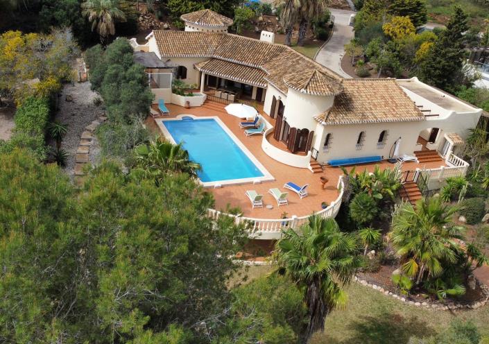 Image No.42-4 Bed Villa / Detached for sale