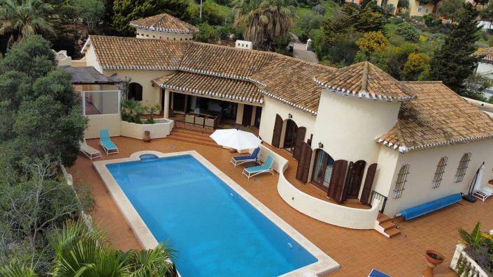 Image No.43-4 Bed Villa / Detached for sale