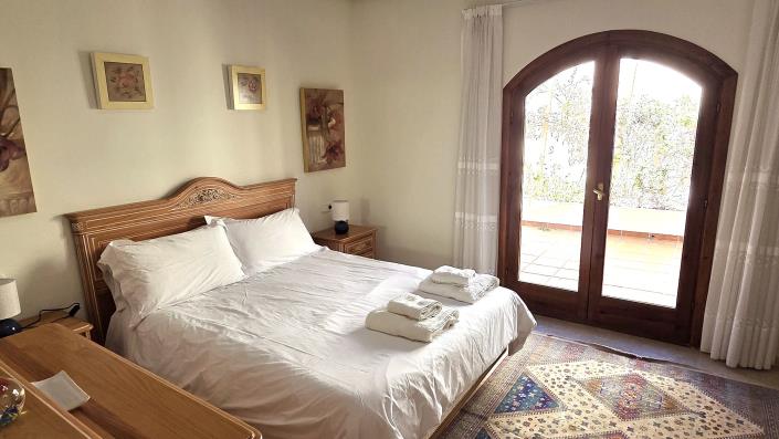 Image No.20-4 Bed Villa / Detached for sale