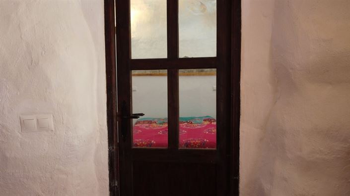 Image No.19-3 Bed House for sale