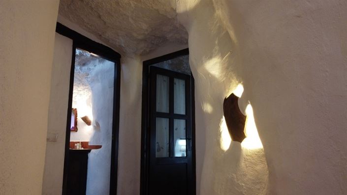 Image No.22-3 Bed House for sale