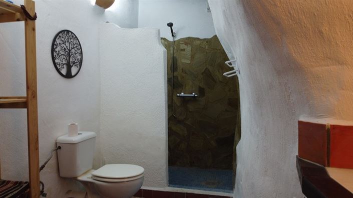 Image No.26-3 Bed House for sale