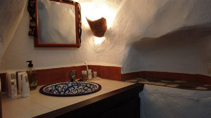 Image No.27-3 Bed House for sale