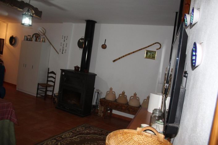 Image No.12-4 Bed House for sale