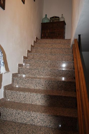 Image No.10-4 Bed House for sale