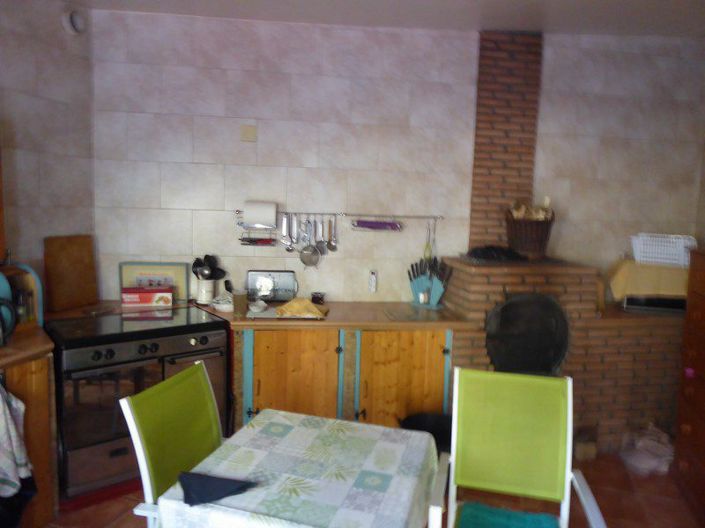 Image No.7-2 Bed Property for sale
