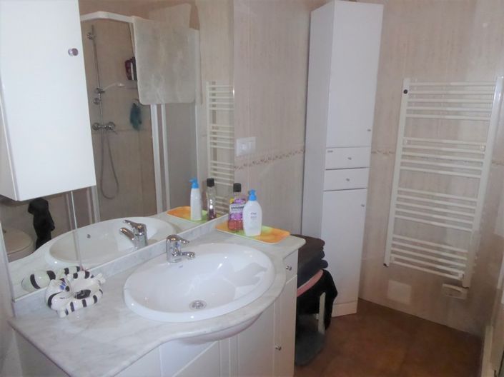 Image No.23-Propriété de 4 chambres à vendre à Caniles