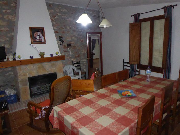 Image No.10-3 Bed Property for sale