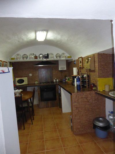 Image No.7-3 Bed Property for sale