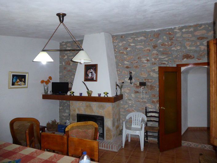 Image No.9-3 Bed Property for sale