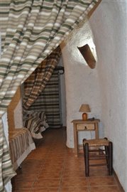 v2554257
