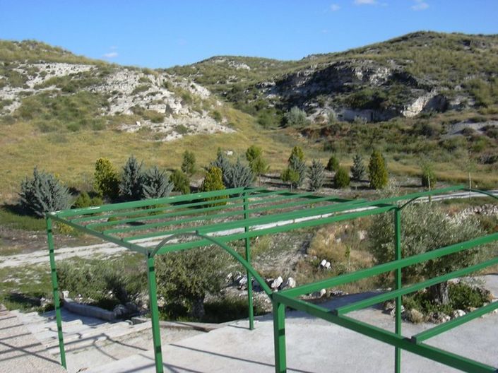 Image No.31-6 Bed Property for sale