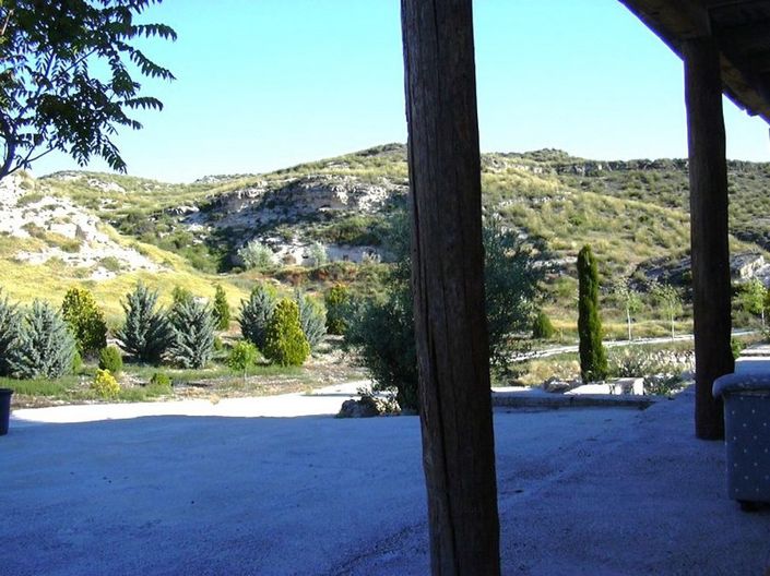 Image No.41-6 Bed Property for sale