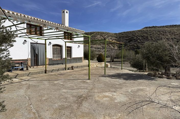 Image No.45-6 Bed Property for sale