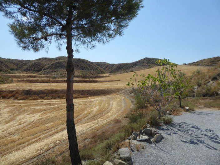 Image No.21-3 Bed Property for sale