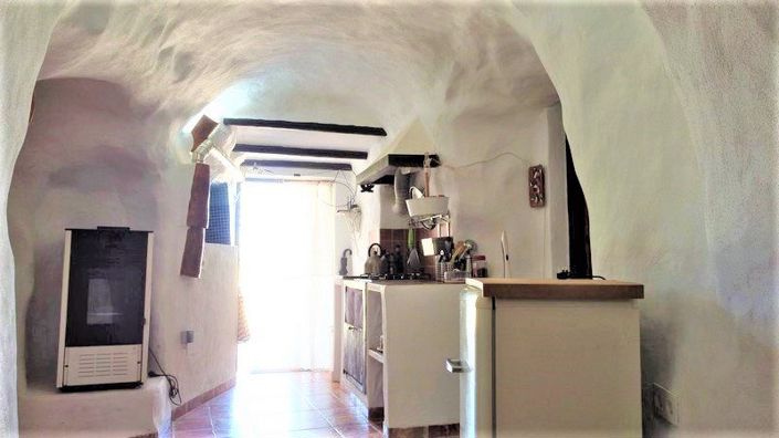 Image No.29-5 Bed House for sale