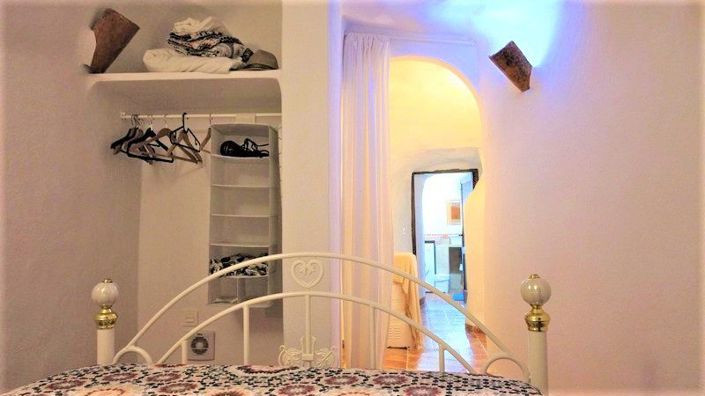 Image No.35-5 Bed House for sale