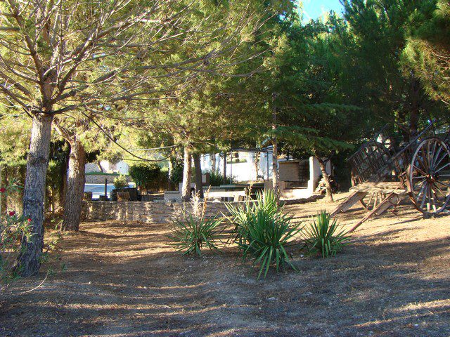 Image No.30-6 Bed Property for sale