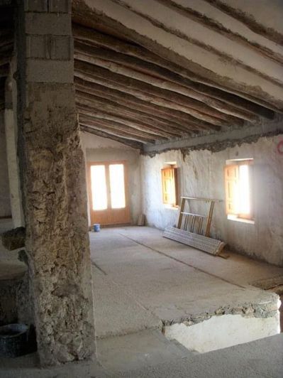 Image No.30-3 Bed Property for sale