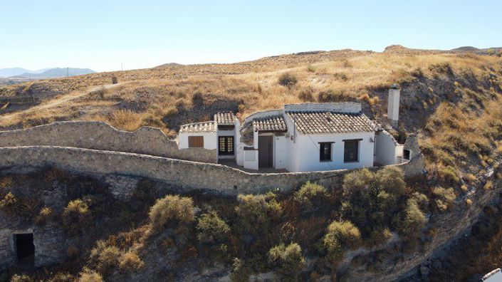 Image No.27-2 Bed House for sale