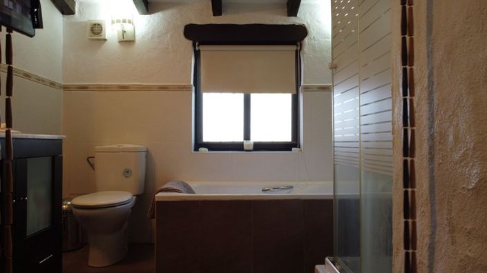 Image No.26-3 Bed Cortijo for sale