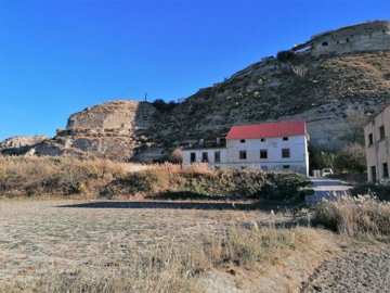 Cortijo de 8 chambres à vendre à Benamaurel