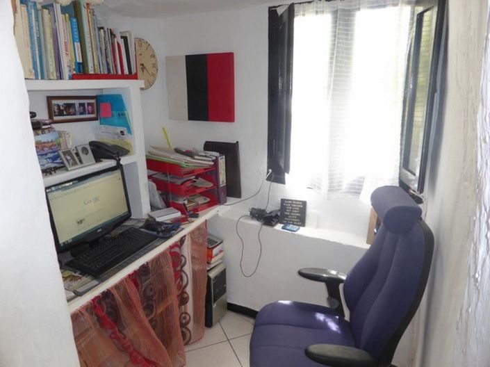 Image No.16-3 Bed House for sale