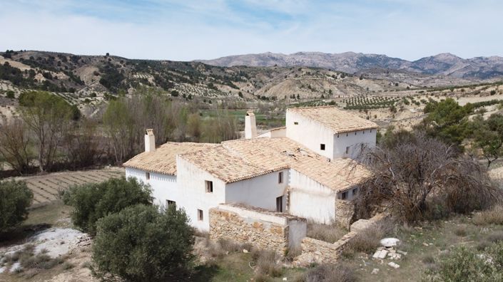 Image No.2-Cortijo de 9 chambres à vendre à Castril
