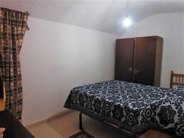 v2815256