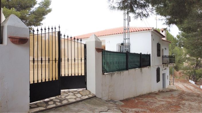 Image No.4-Propriété de 4 chambres à vendre à Benamaurel