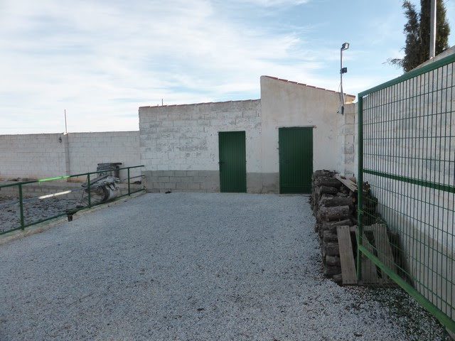Image No.45-3 Bed Property for sale