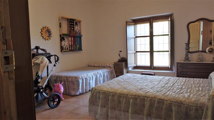 Image No.26-5 Bed Cortijo for sale