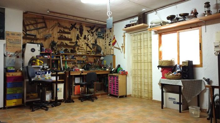 Image No.22-4 Bed House for sale