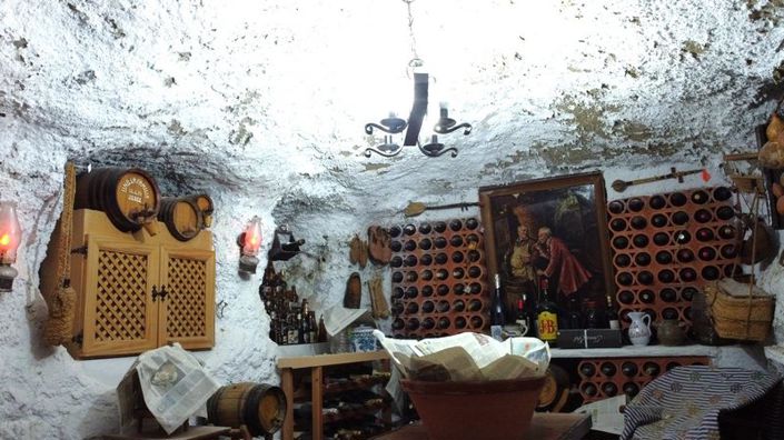 Image No.25-4 Bed House for sale